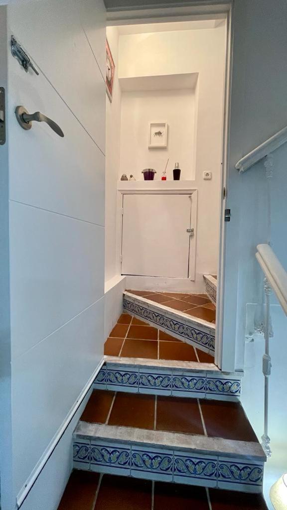 Cool Basement Studio In Hosts House With Private Terrace And Bbq Zizur Mayor Exteriér fotografie